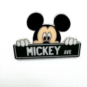 Disney Street Signs Mystery Box Collection Mickey Mouse Mickey Avenue Pin